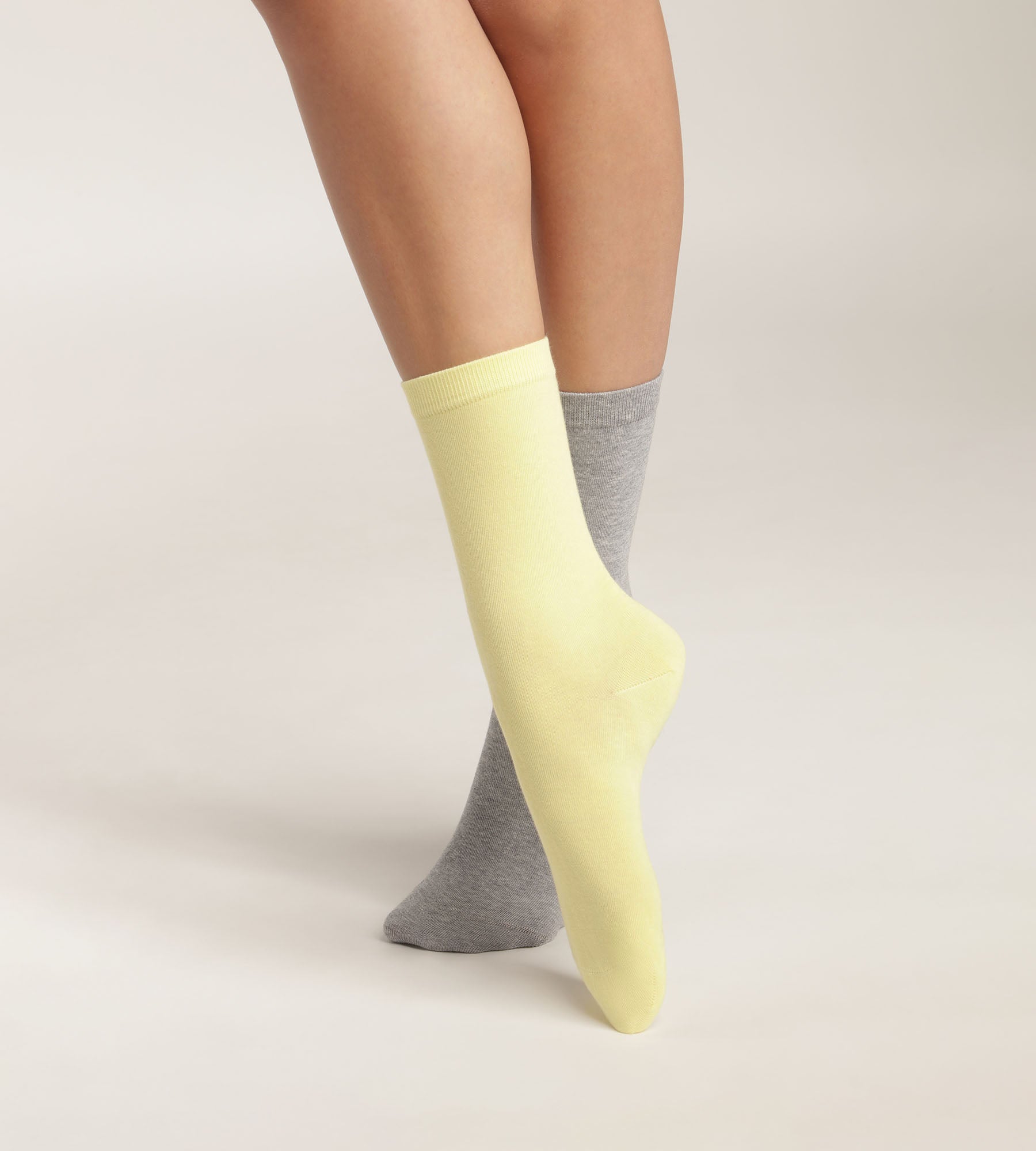 DIM Pack de 2 pares de calcetines de mujer Banana de algodón hasta la rodilla Dim