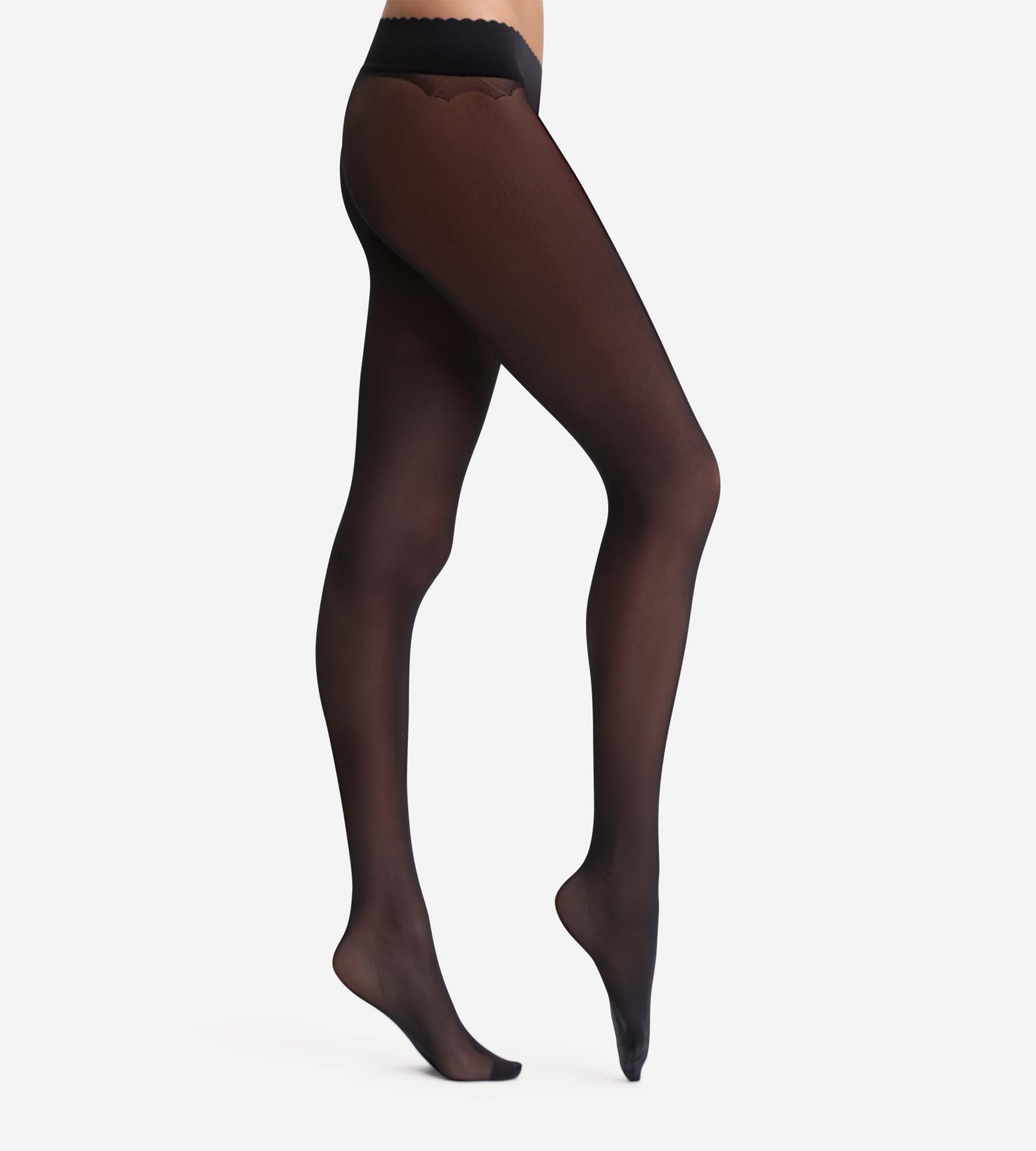 DIM Panti semi opaco sensación nude Body Touch 30D