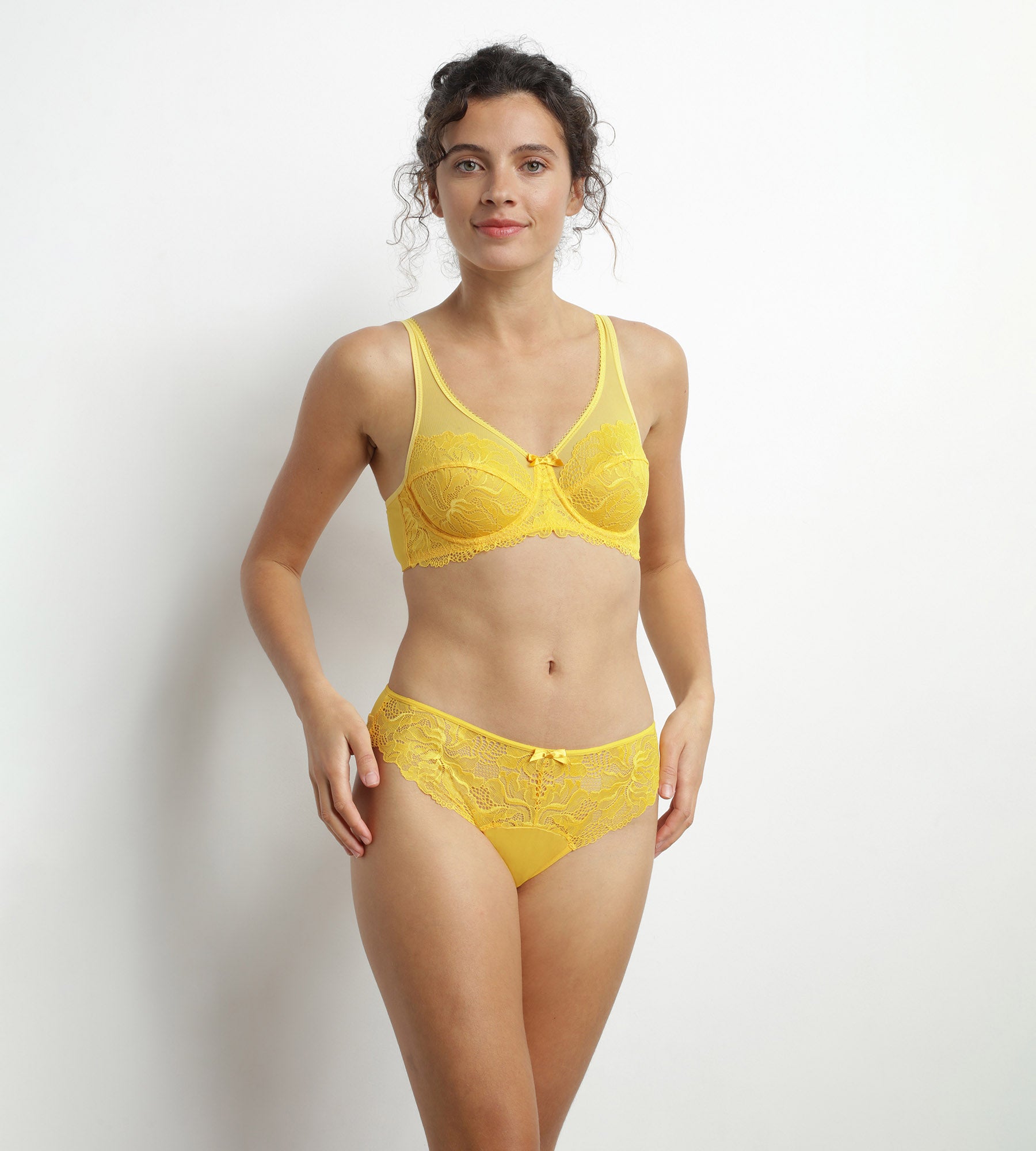 DIM Braga de mujer de microfibra y encaje Amarillo Dim Generous Essentiel