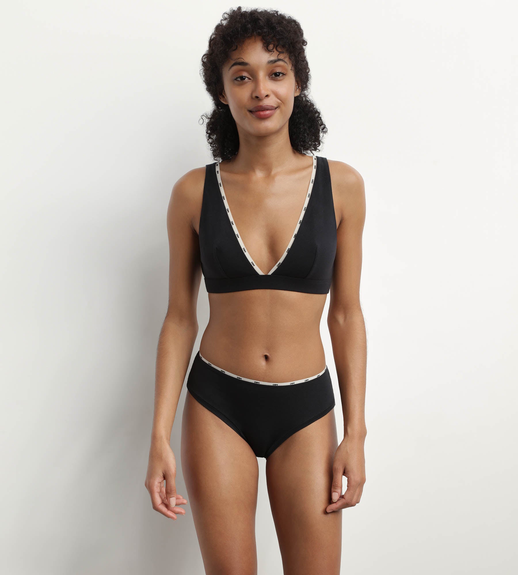 DIM Braguita de mujer de algodón elástico Negra Dim Icon Essentiel