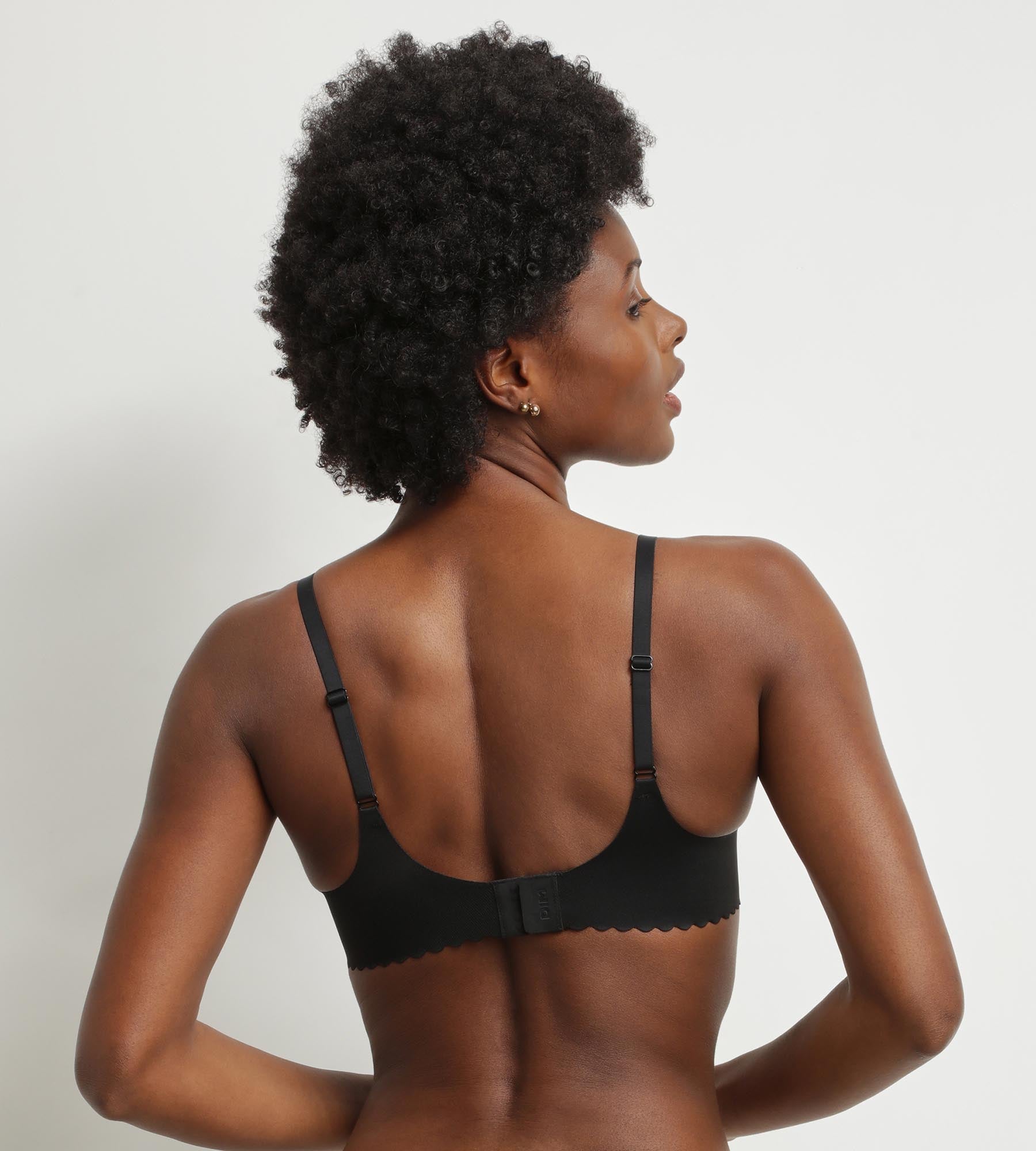 DIM Sujetador triangular halter con aros de microfibra negro Dim Body Touch