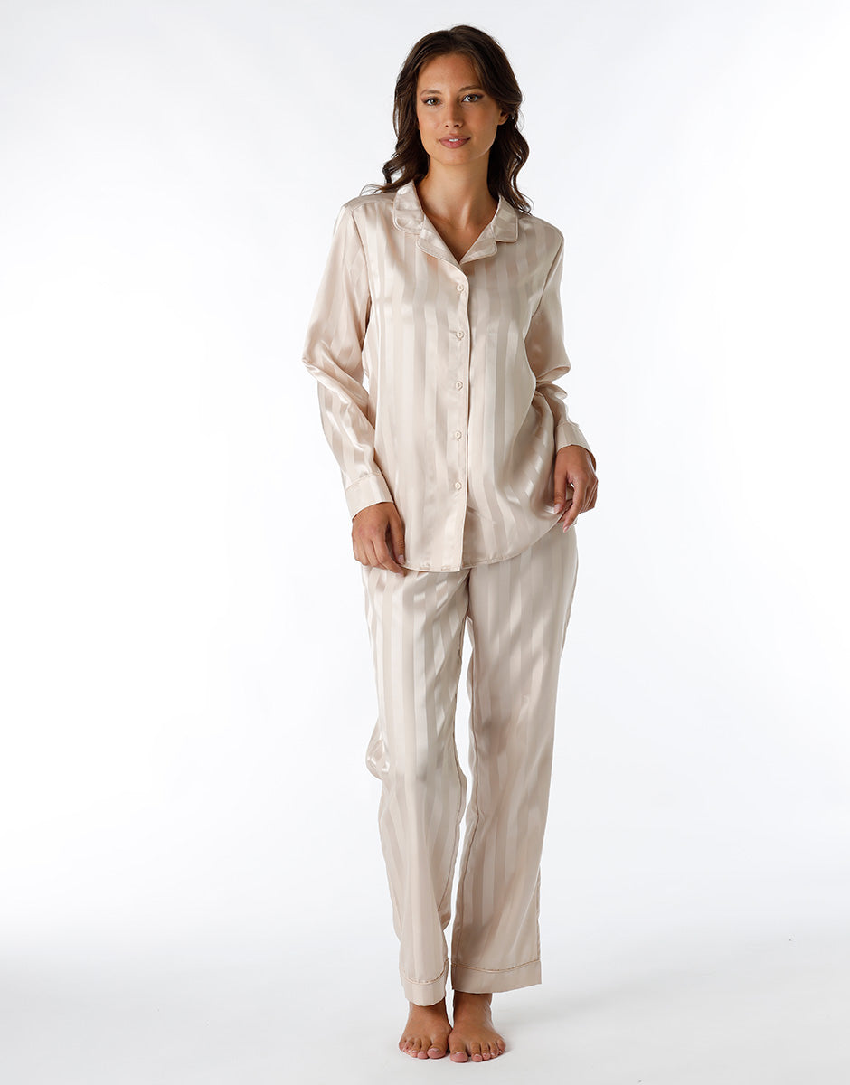 DIM Pijama largo abierto de satén almendra para mujer