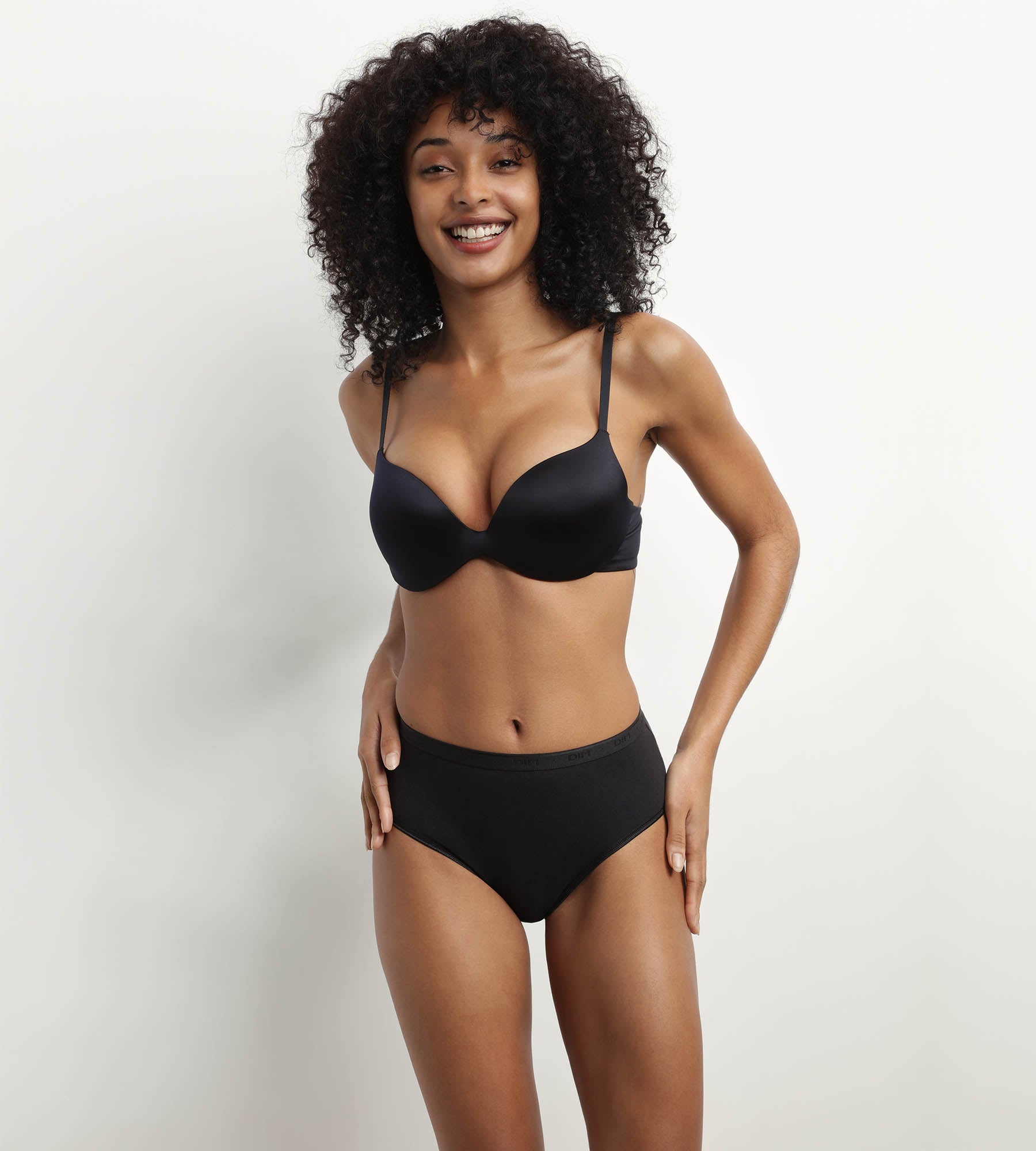DIM Sujetador push-up de microfibra Negro Dim Comfort Collection