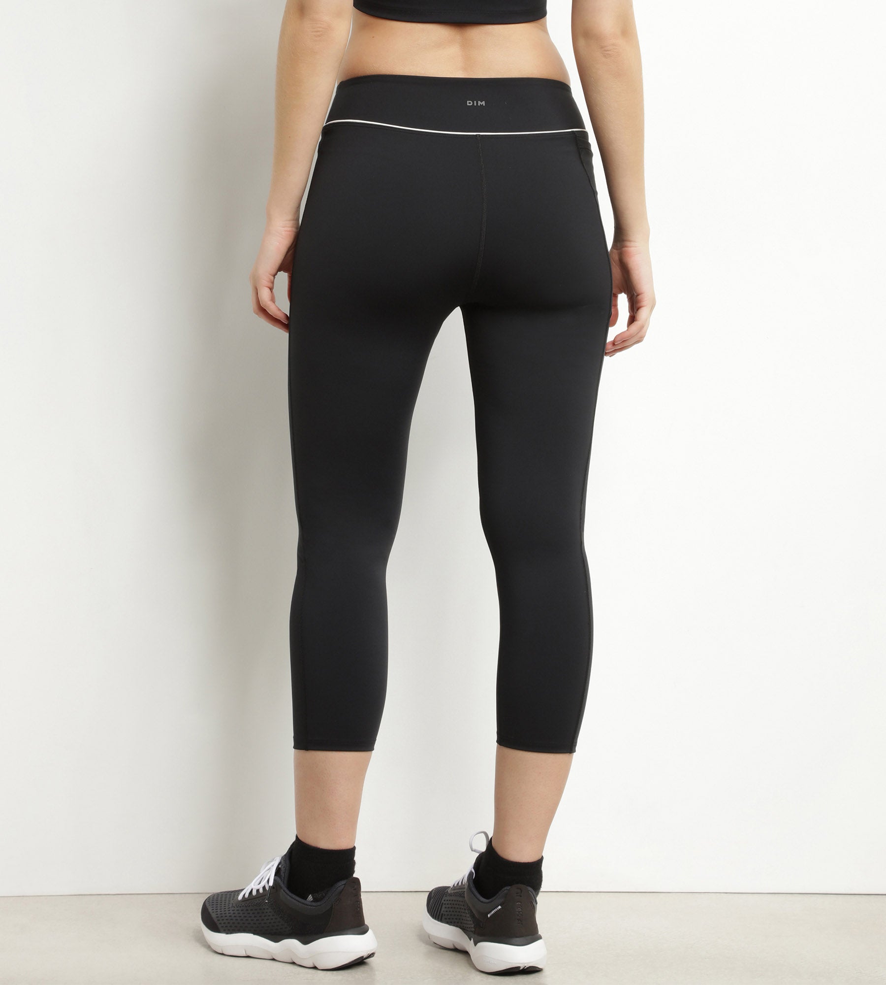 DIM Legging deportivo corto de mujer en microfibra negro Dim Move