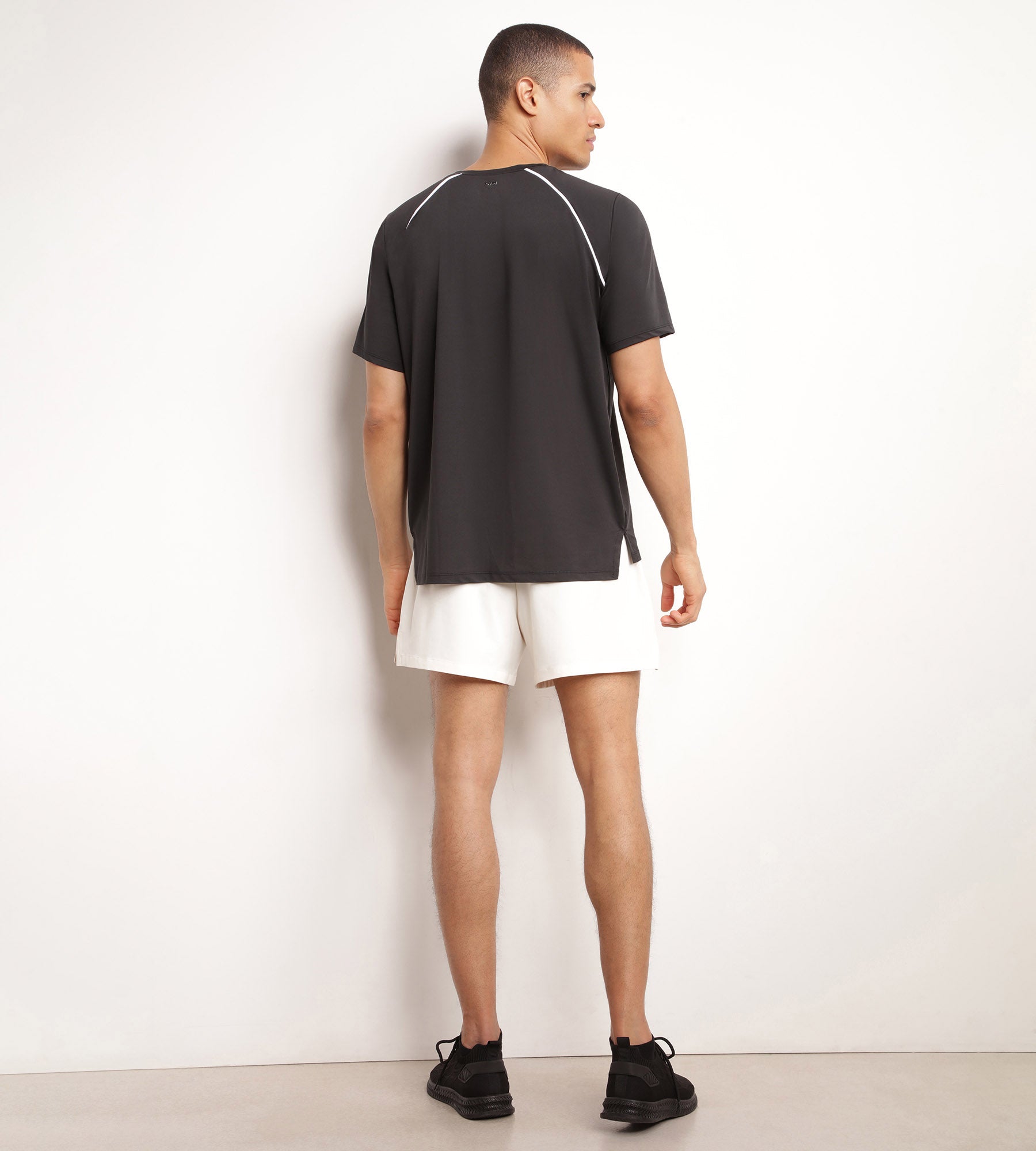 DIM Camiseta deportiva de hombre en tejido vaporoso negro Dim Move