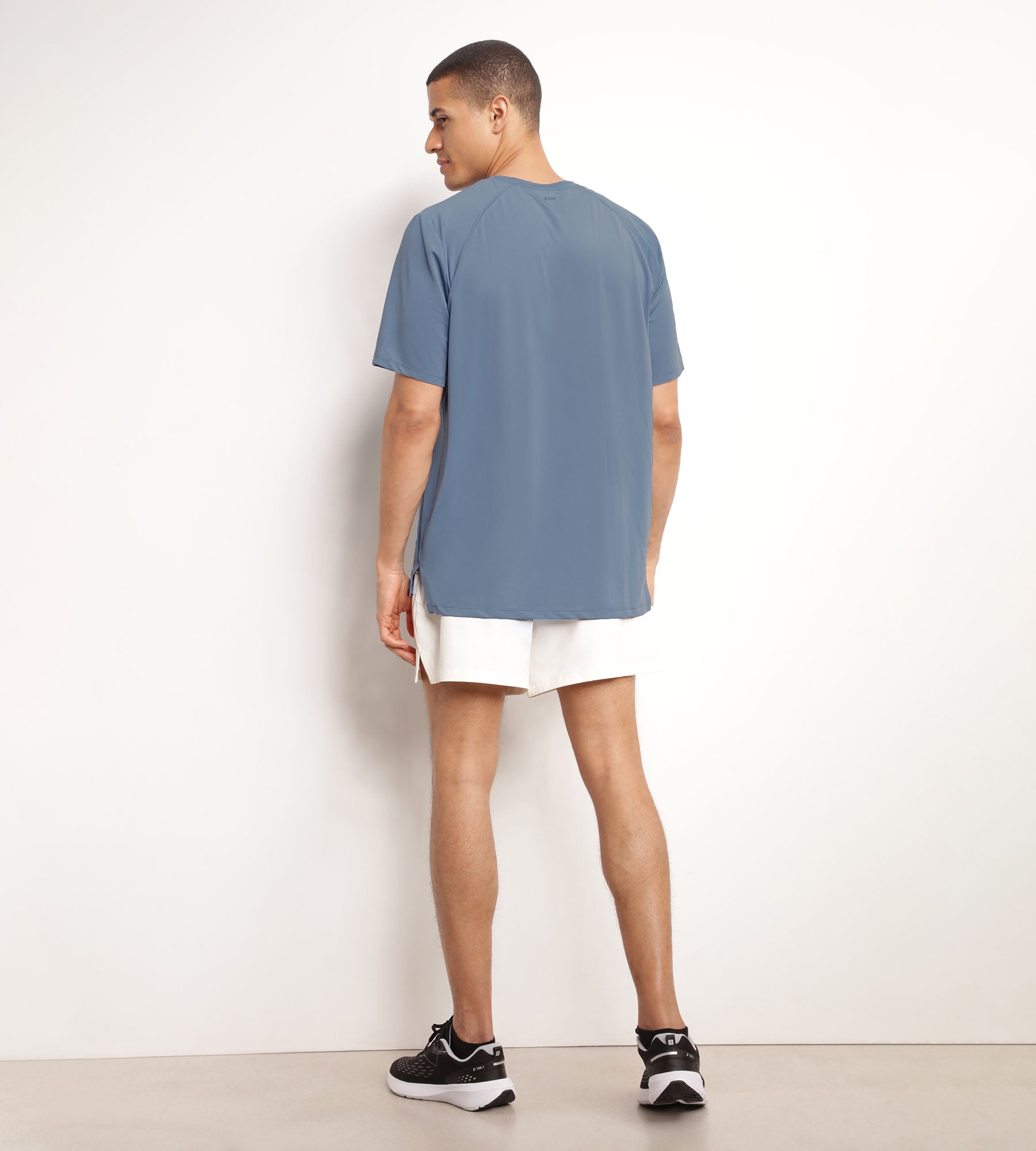 DIM Camiseta deportiva de hombre en tejido técnico azul Dim Move