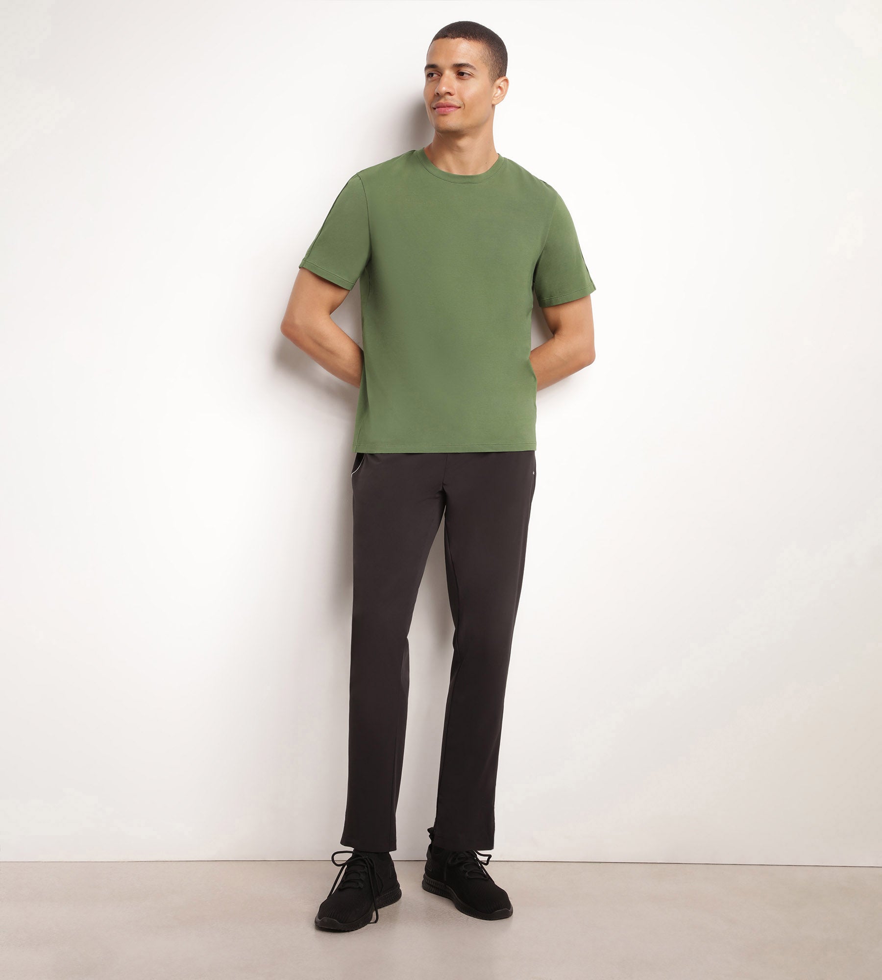 DIM Camiseta deportiva termorreguladora de hombre verde caqui Dim Move