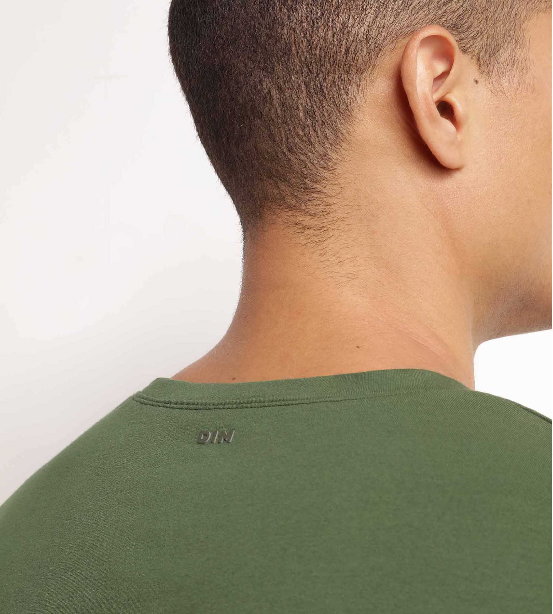DIM Camiseta deportiva termorreguladora de hombre verde caqui Dim Move