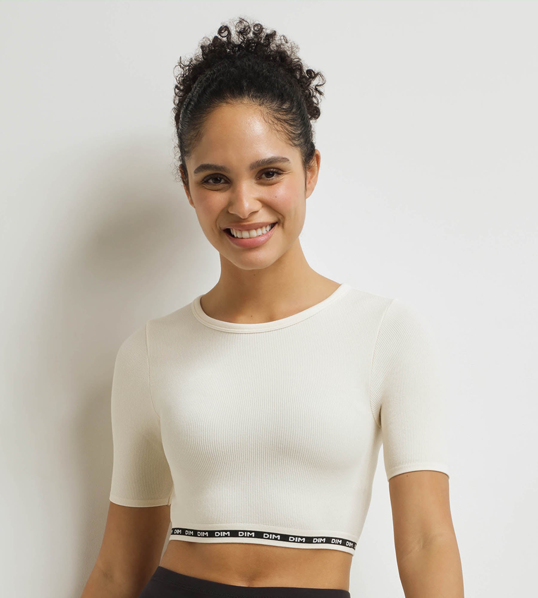 DIM Top de mujer sin costuras de microfibra acanalada Beige Dim Icons Seamless