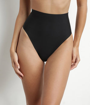 Tanga moldeador mujer talle alto sin costuras negro Dim Silhouette Invisible