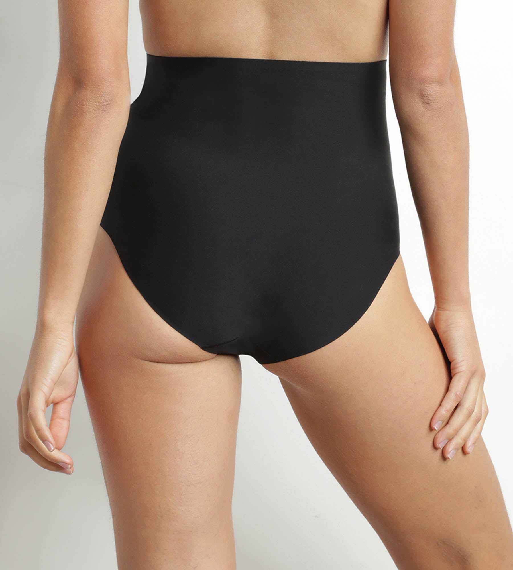DIM Braga moldeadora mujer talle alto sin costuras negra Dim Silhouette Invisible