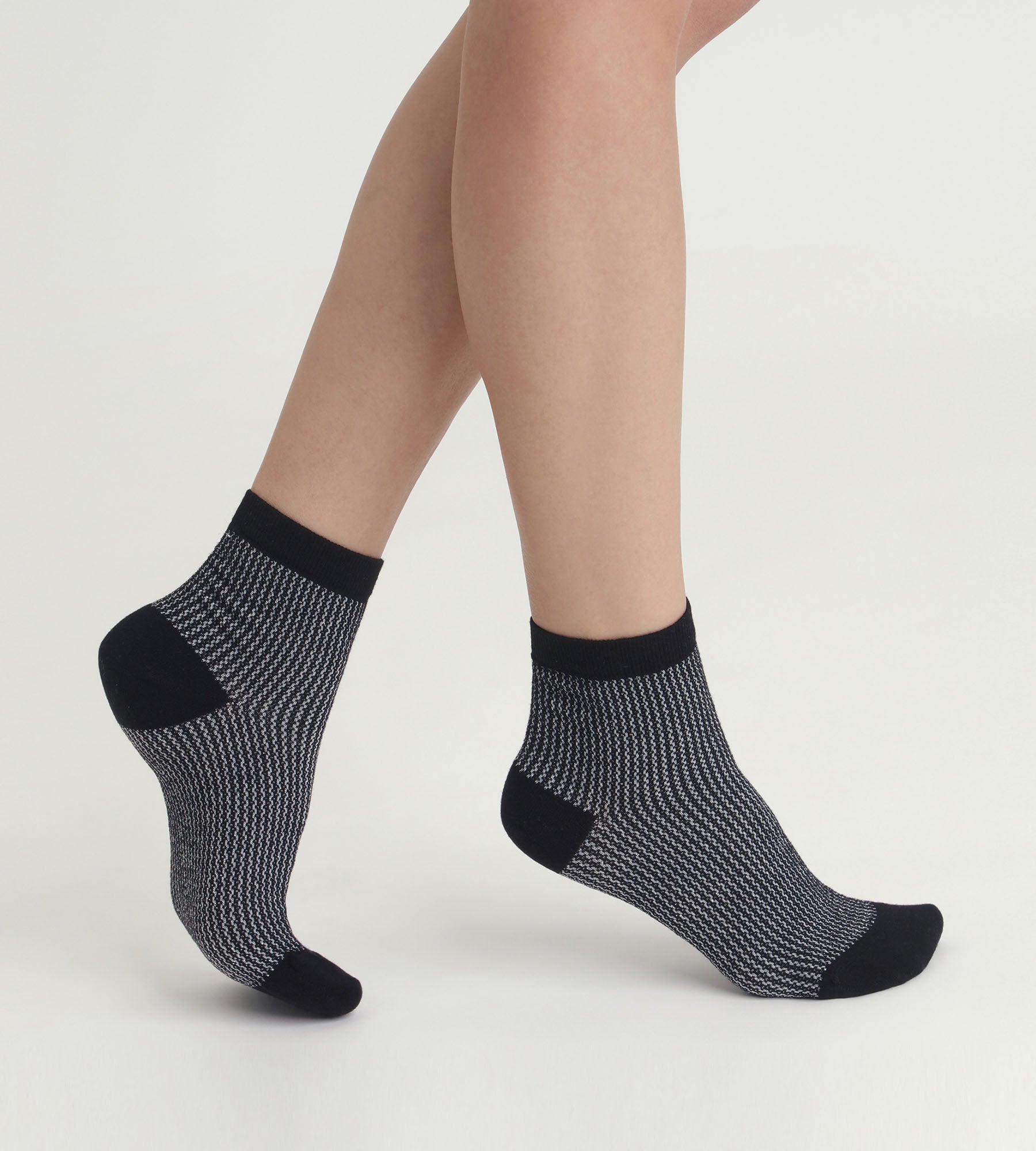 DIM Calcetines de mujer de Lurex negro y plateado Dim Mode
