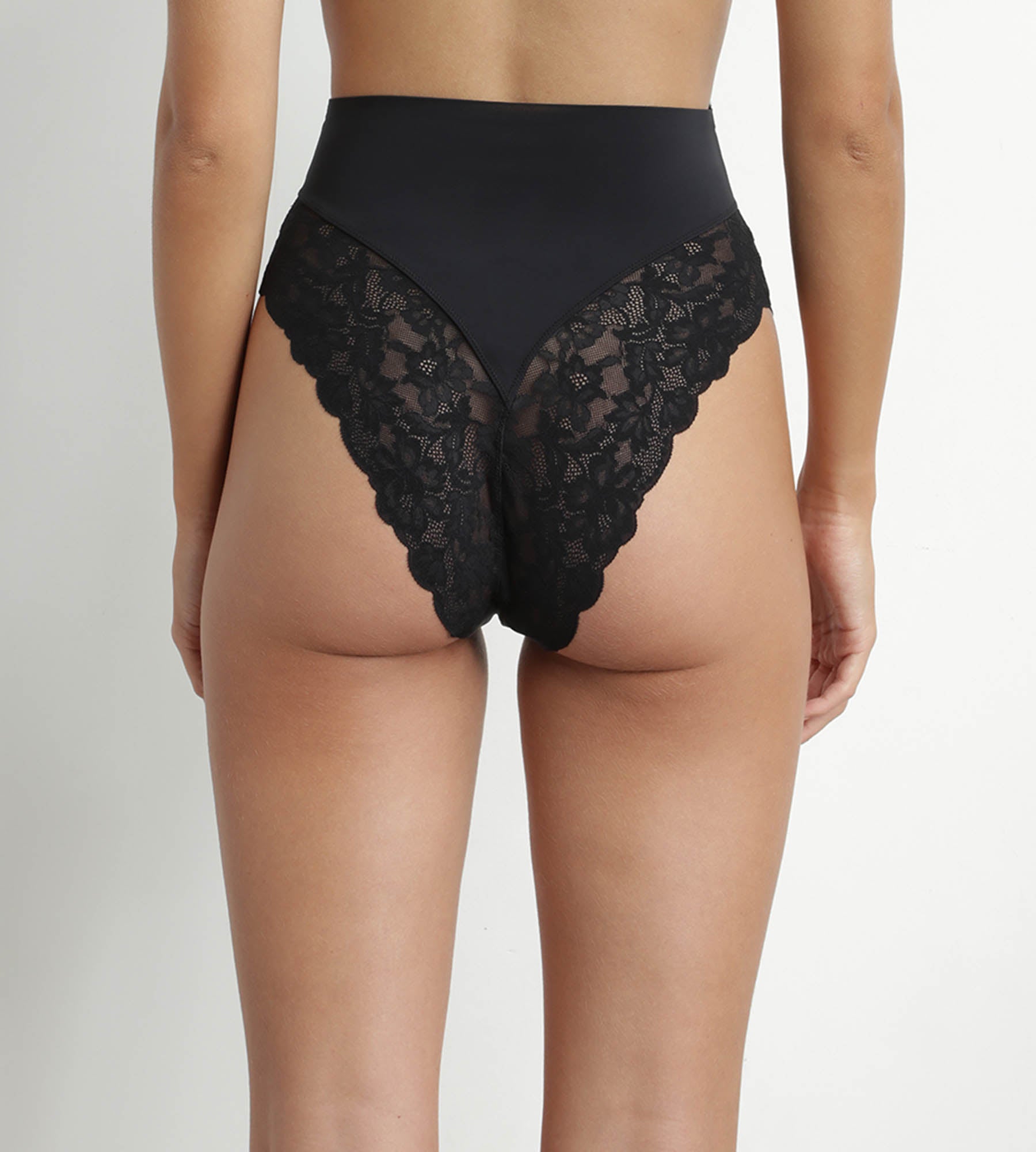 DIM Tanga moldeador talle alto microfibra y encaje negro Dim Silhouette Elegance