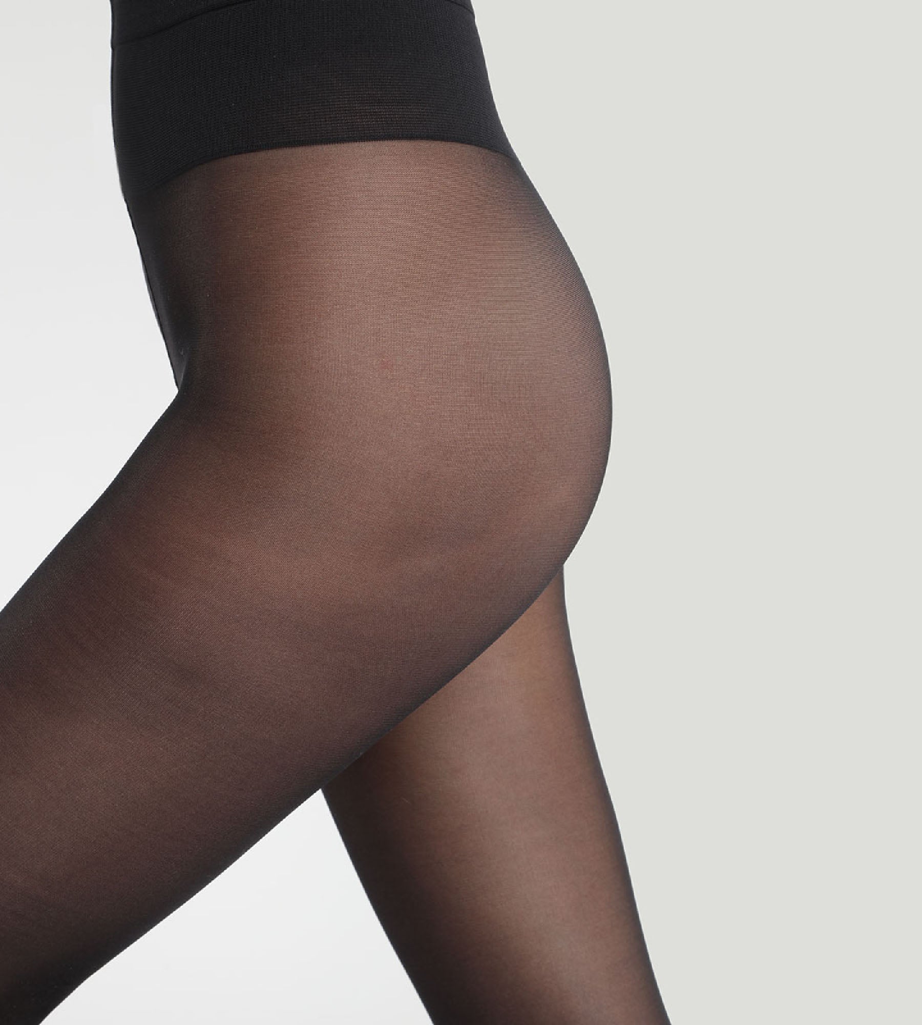 DIM Panti negro Diam's Jambes Fuselées 25D