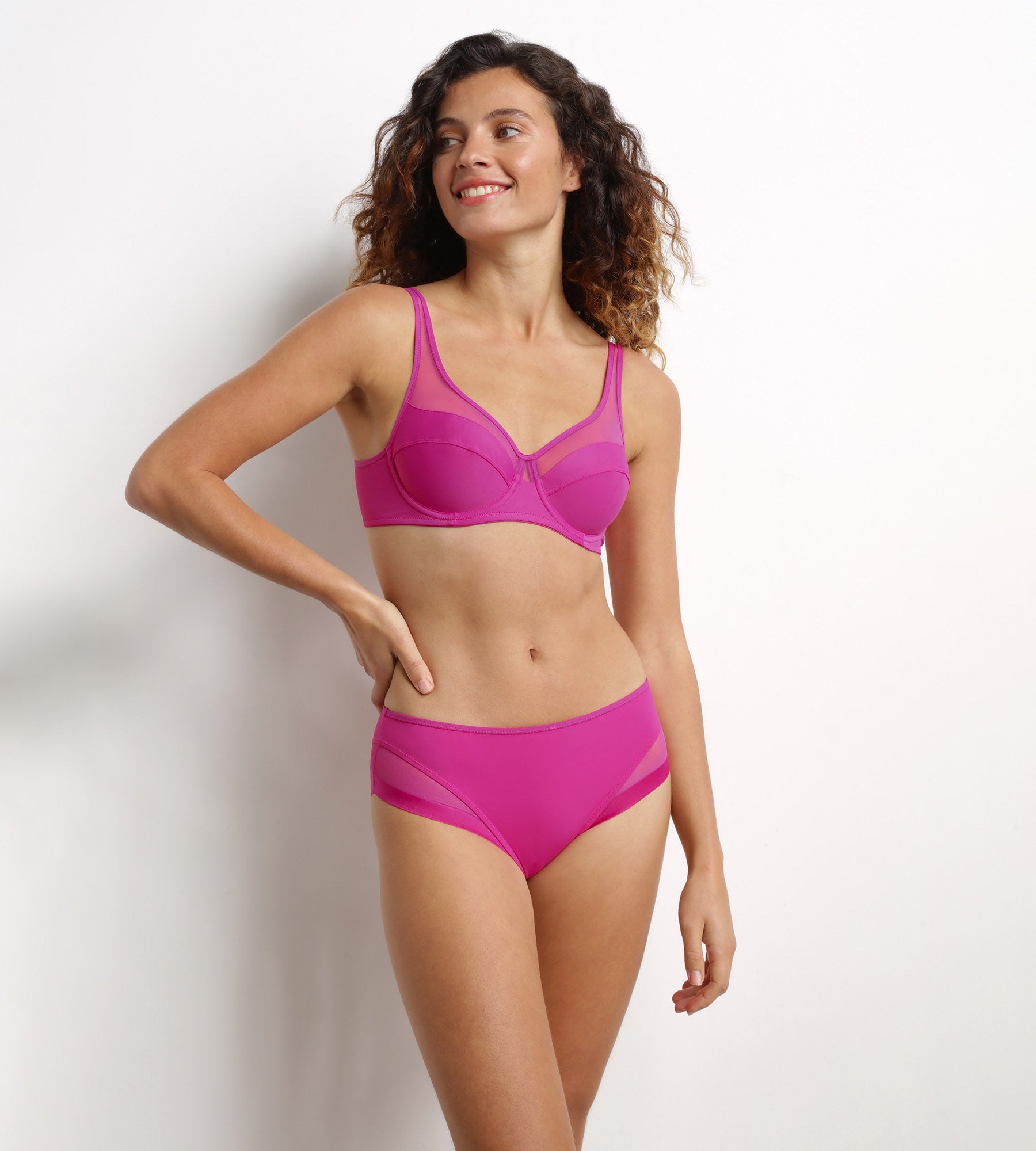 DIM Sujetador push-on de microfibra y tul fucsia Dim Generous