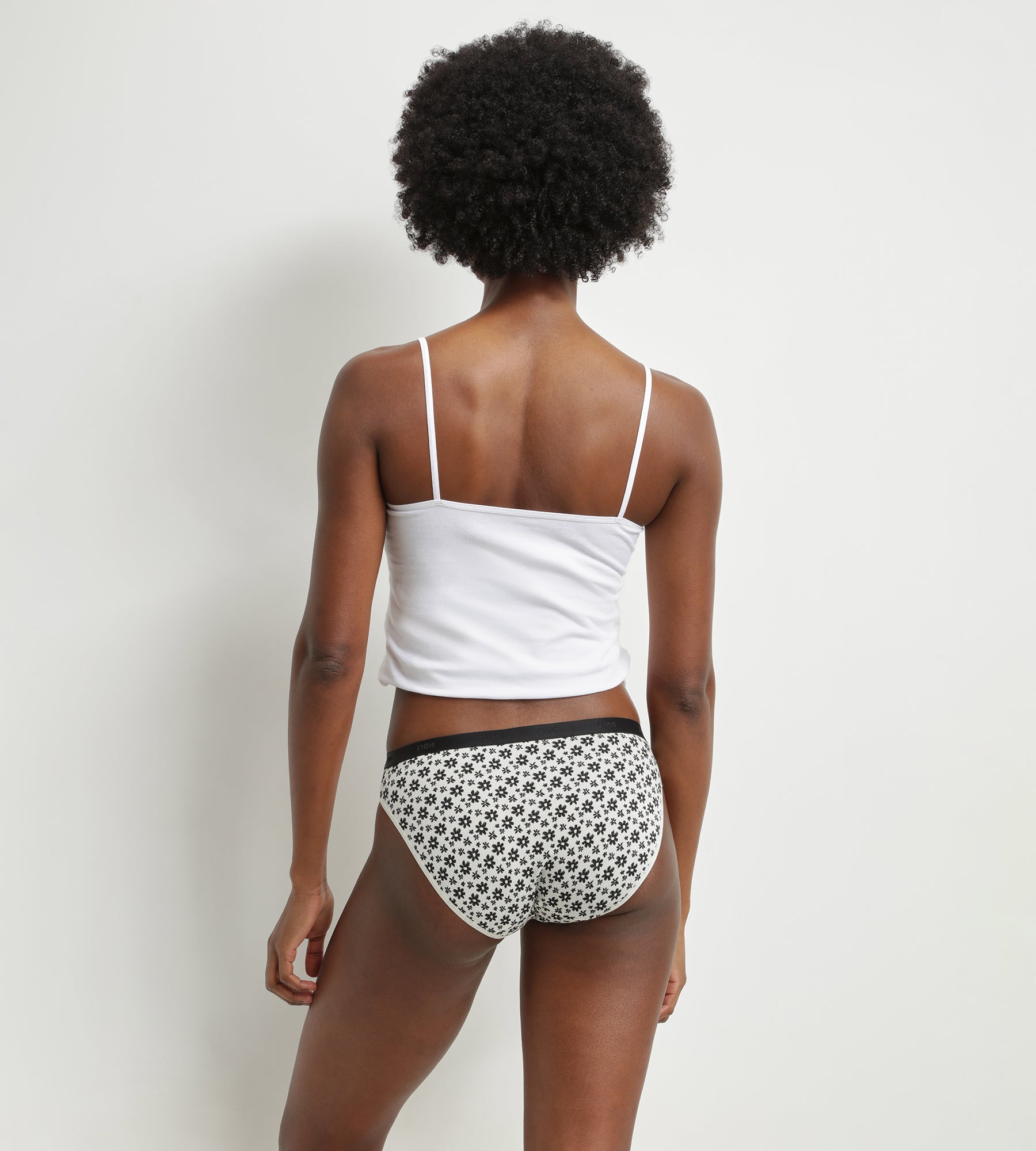DIM Pack de 3 braguitas de algodón elástico con motivos florales en blanco y negro Les Pockets