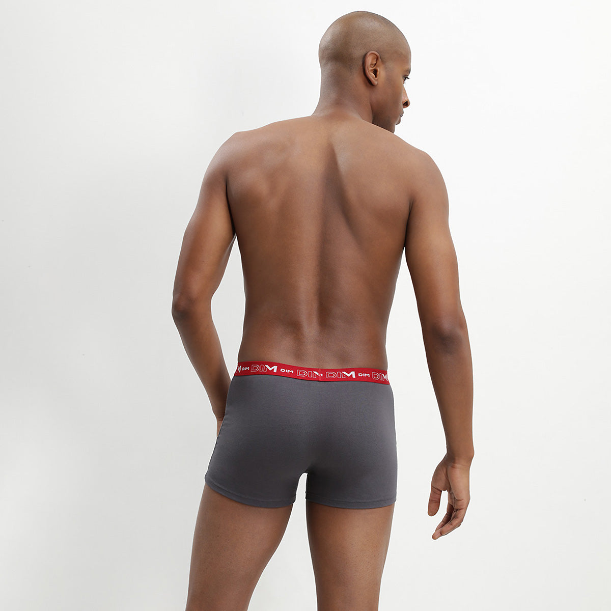 DIM Pack de 3 bóxers gris, rojo y negro de algodón elástico Coton Stretch