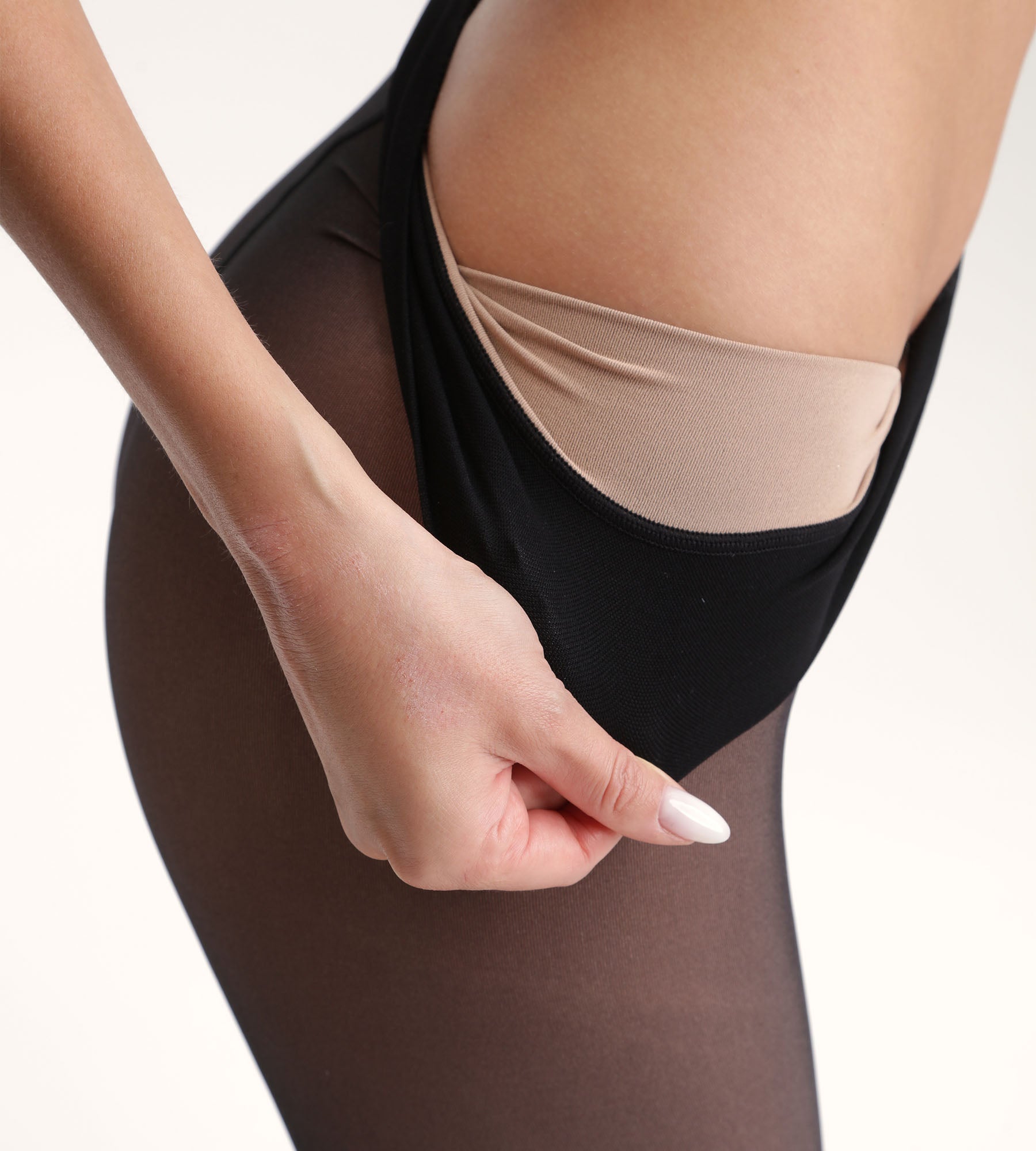 DIM Pantis calientes efecto transparencia Negro Thermo