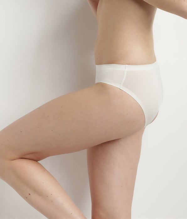 DIM Braguita de microfibra marfil InvisiFree de Dim