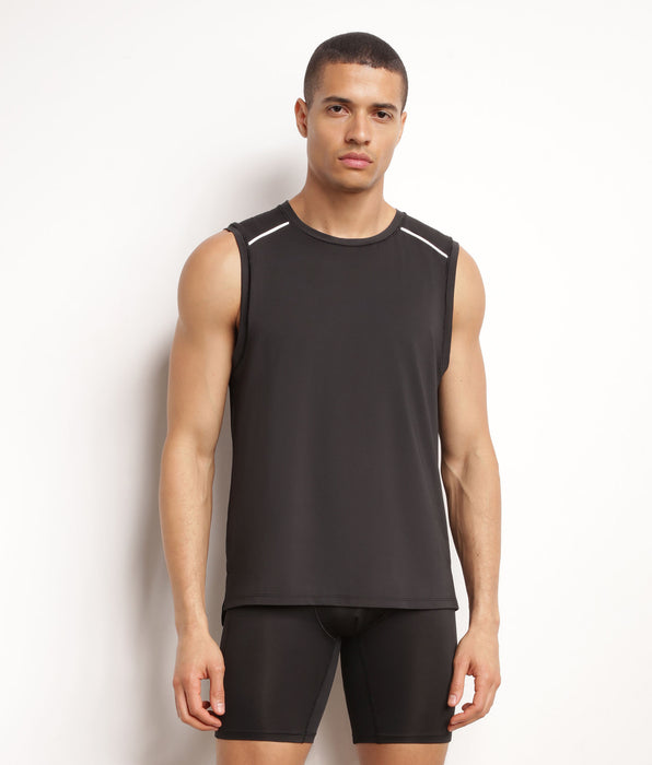 DIM Camiseta deportiva sin mangas para hombre en tejido vaporoso negro Dim Move