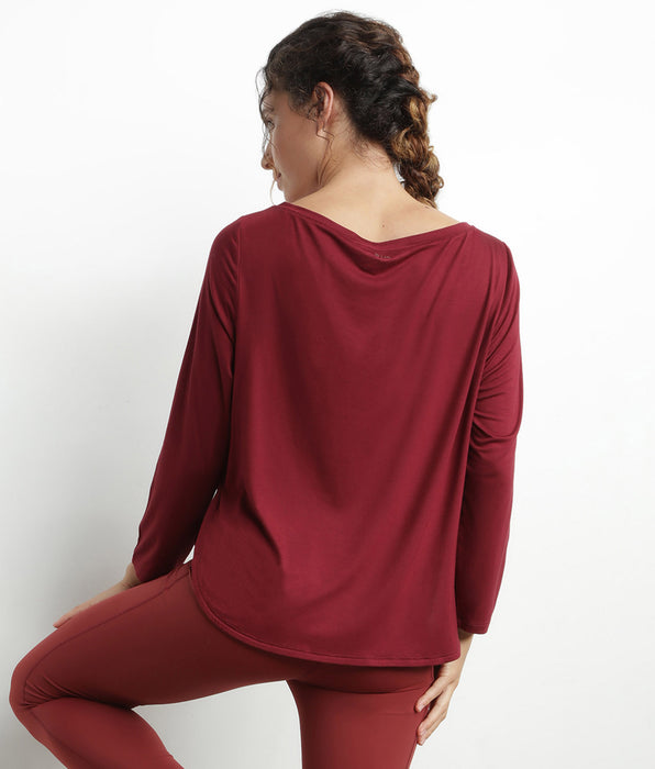 DIM Top deportivo de mujer con cuello barco en viscosa burdeos Dim Move