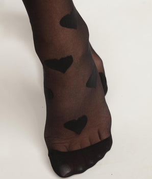 Calcetines de gasa negra transparente para mujer con corazones Dim Style