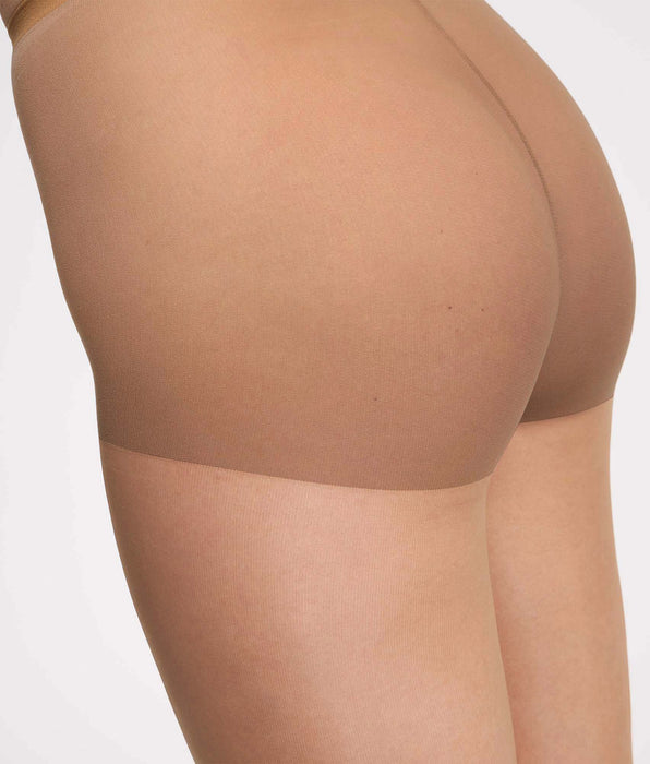 DIM Medias transparentes sin marca, Nude medio oscuro