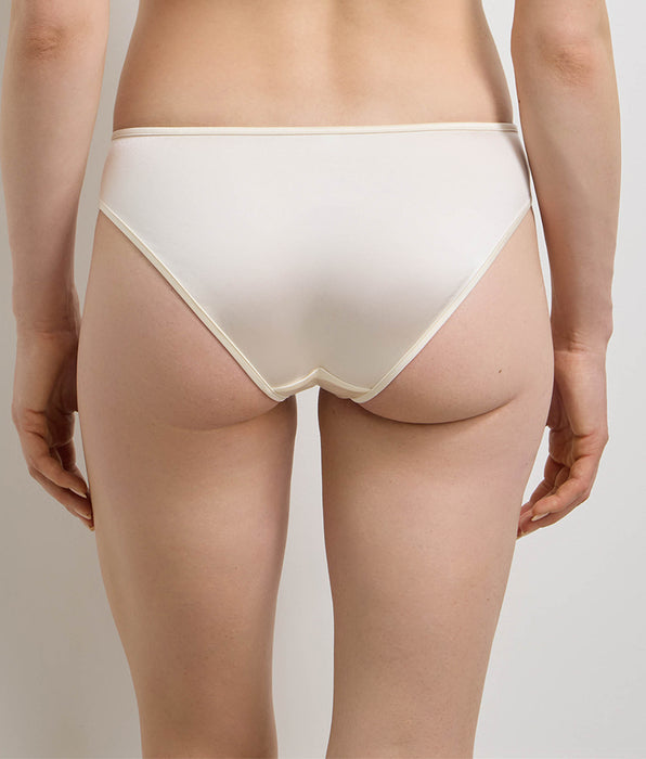 DIM Braguita marfil Dim x Ines de la Fressange